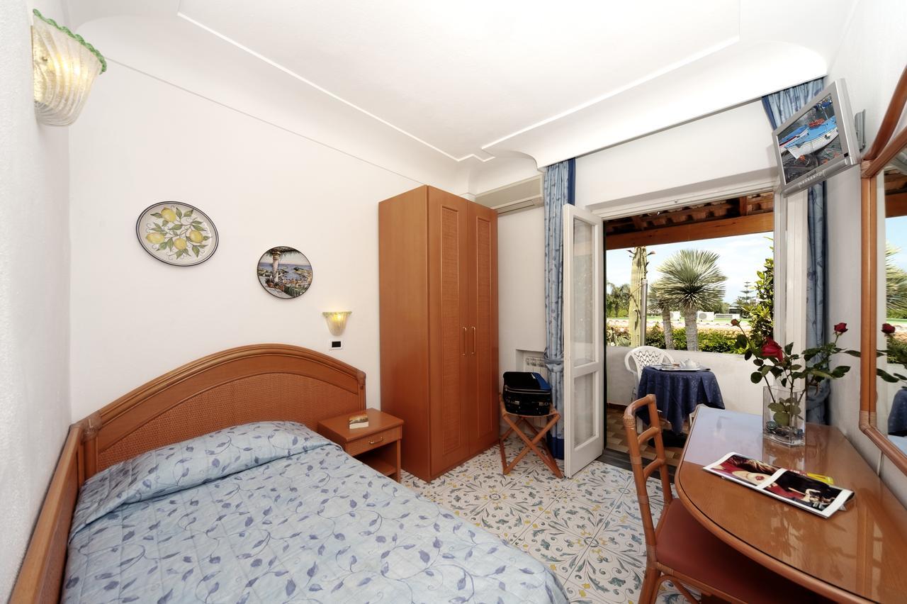 Park Hotel Terme Mediterraneo Forio di Ischia Kamer foto
